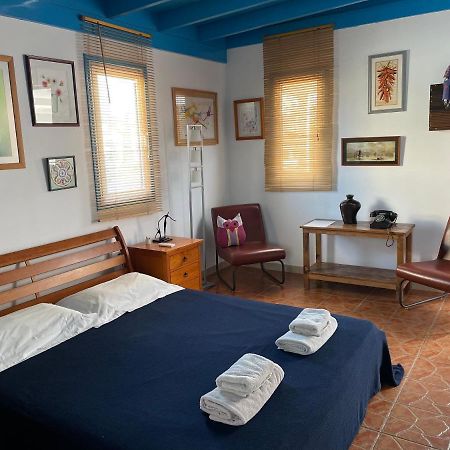 Mp Cozy Apartment Near The Sea Paphos Eksteriør bilde