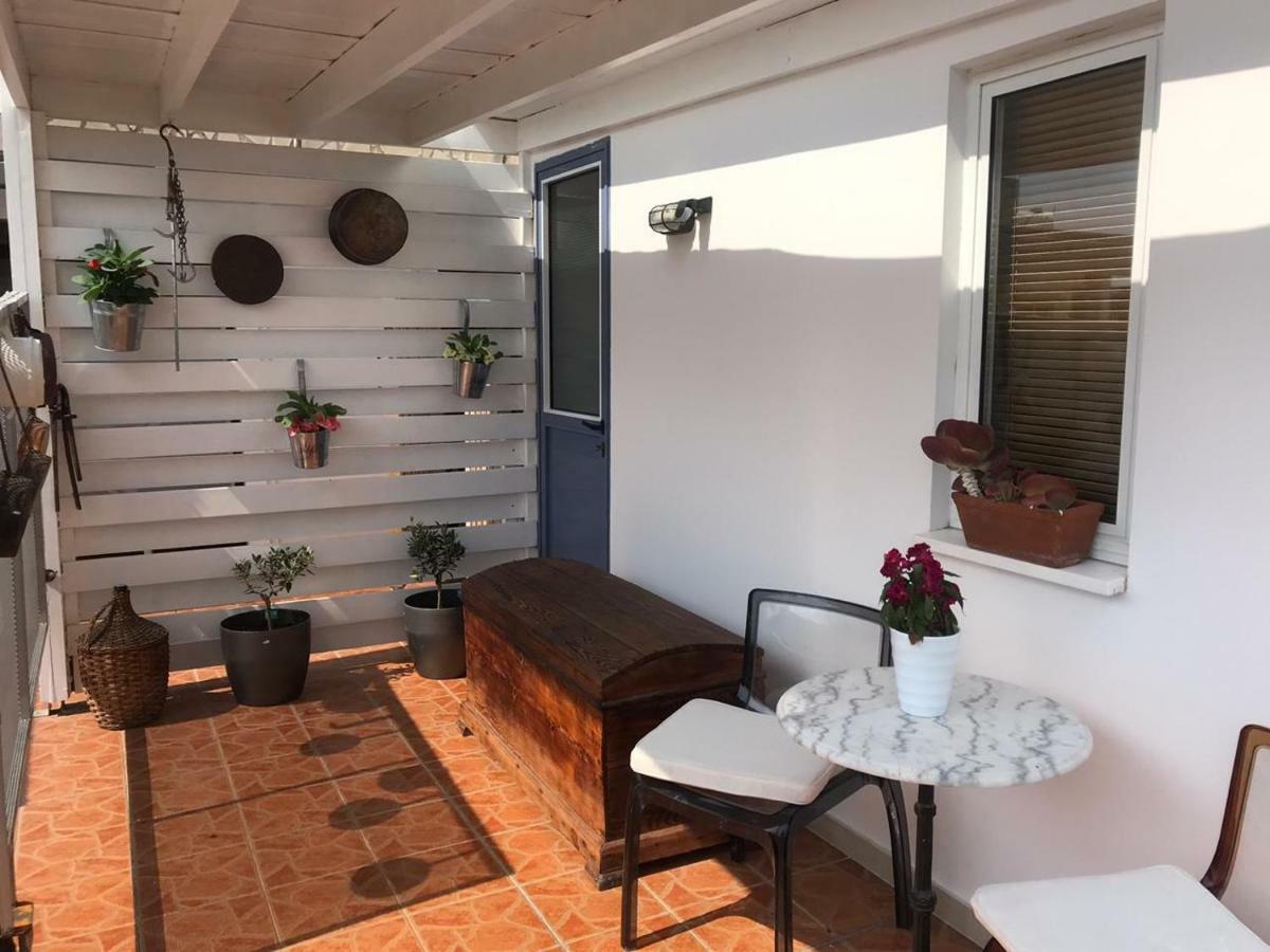 Mp Cozy Apartment Near The Sea Paphos Eksteriør bilde