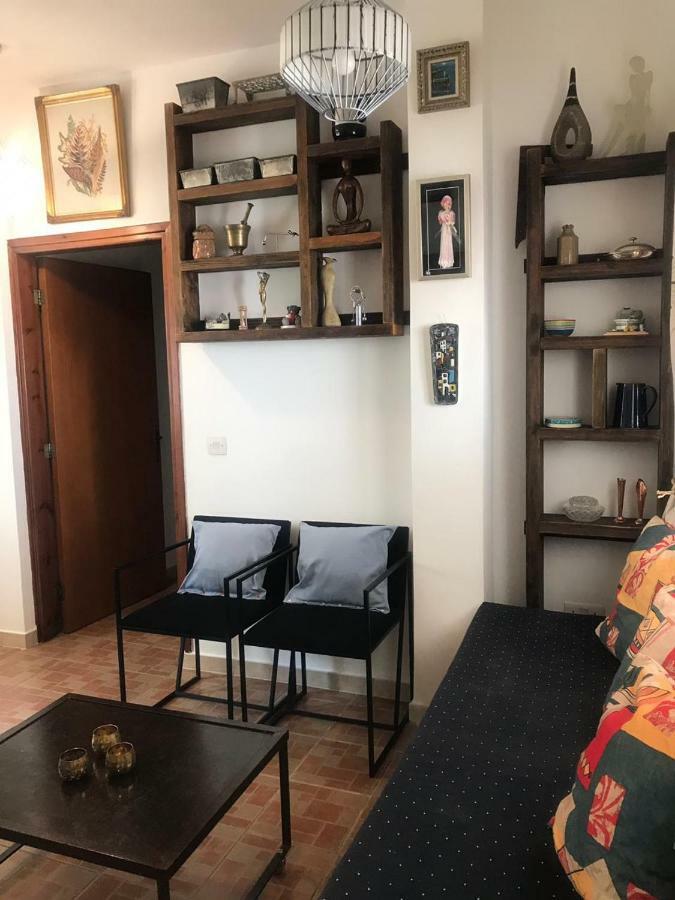 Mp Cozy Apartment Near The Sea Paphos Eksteriør bilde